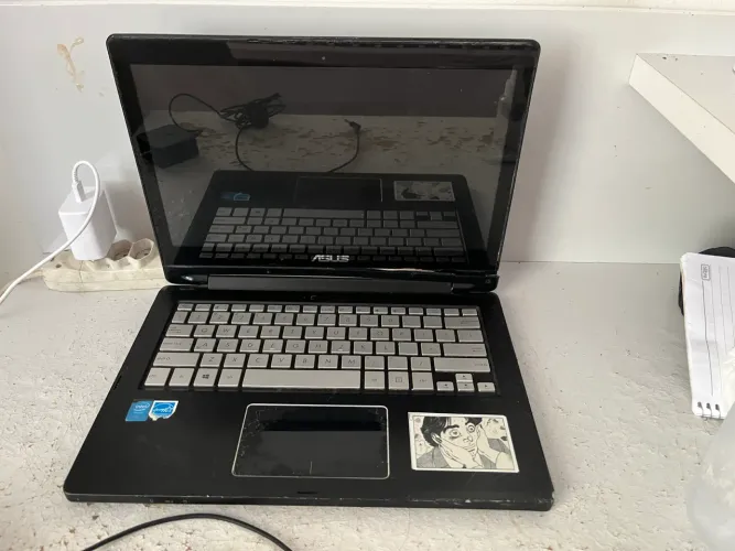 Notebook ASUS Q302L com Core i3