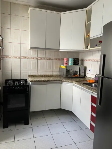 Vende-se Apartamento condomínio Flamboyant 