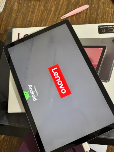 Tablet Lenovo 10.1 64g com capa
