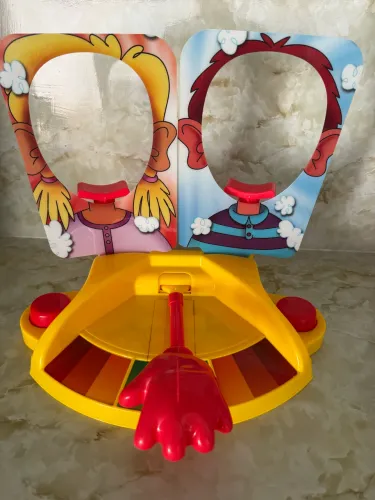 Jogo de mesa "Pie Face Showdown" ou ?Torta na cara?