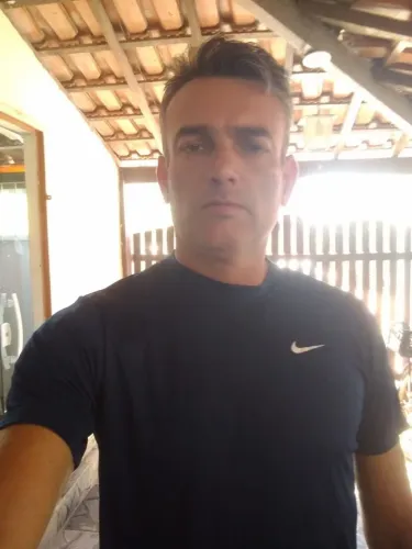 TRABALHO COMO SECRETÁRIO BILÍNGUE 