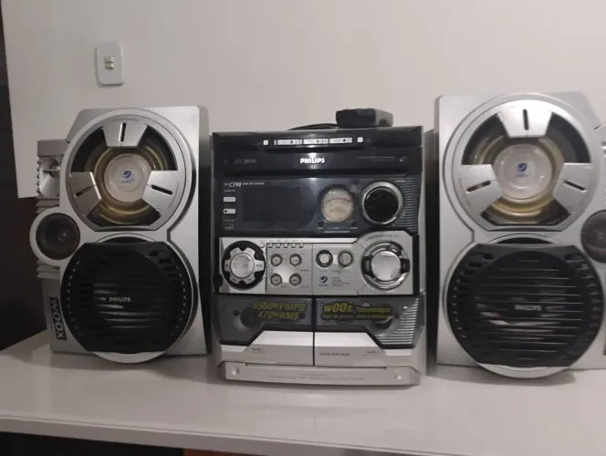 Som Philips