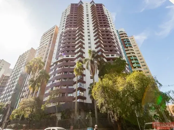 APARTAMENTO LOCALIZADO PRÓXIMO A IGREJA DO CABRAL, COLÉGIO DOM BOSCO E JUSTIÇA FEDERAL.