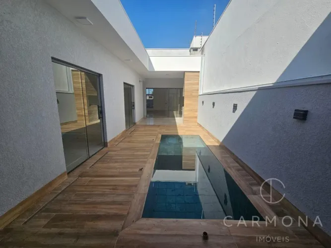 Casa NOVA com PISCINA para venda, 3 quartos sendo 1 suíte, Jardim Espanha, Maringá PR
