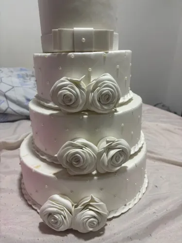 BOLO FAKE PARA FESTA