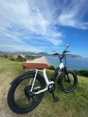 bike semi nova LEV