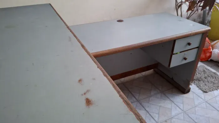 Balcão em L com escrivania