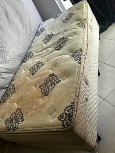 Cama de solteiro - Base Box com Colchão