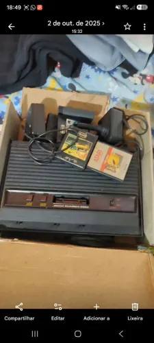 Vendo atari com 6 jogos 2 controles