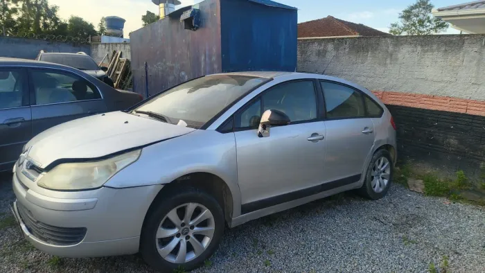 Citroen C4 GLX 2.0 Flex 16V 5P Aut. 2010