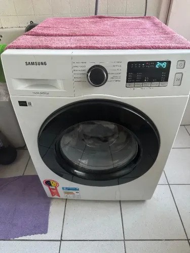 Lava e seca Samsung