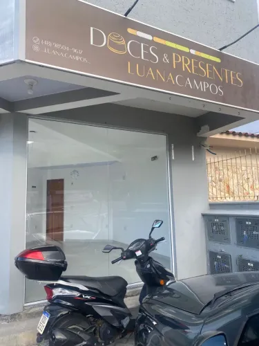 Aluga se sala comercial praia de fora
