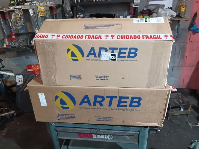 Par de farol Onix LTZ máscara negra 2015 original Arteb 
