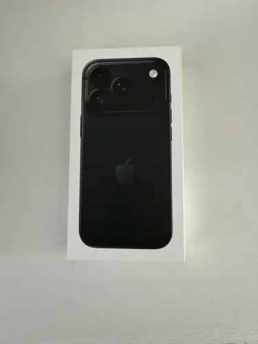 iPhone 18 pro 256 preto novo