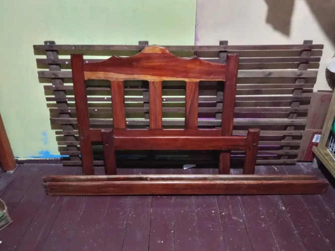 Trado de cama de solteiro