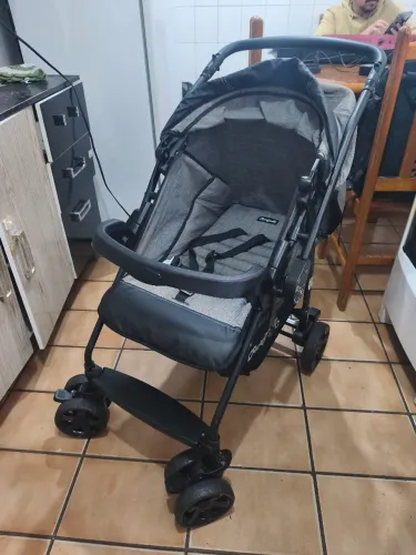 Carrinho de Bebê + Bebê Conforto Burigotto Rio K - Travel System