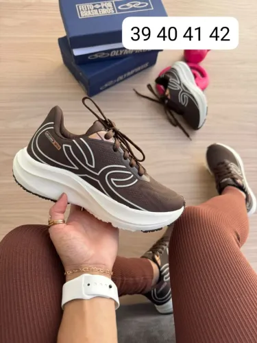 Tênis esportivos Femininos $100