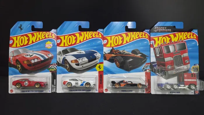 Hot wheels Ferrari Optimus Prime Formula E