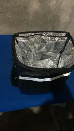 Bag pra entregas , 80 litros zero nunca usada.