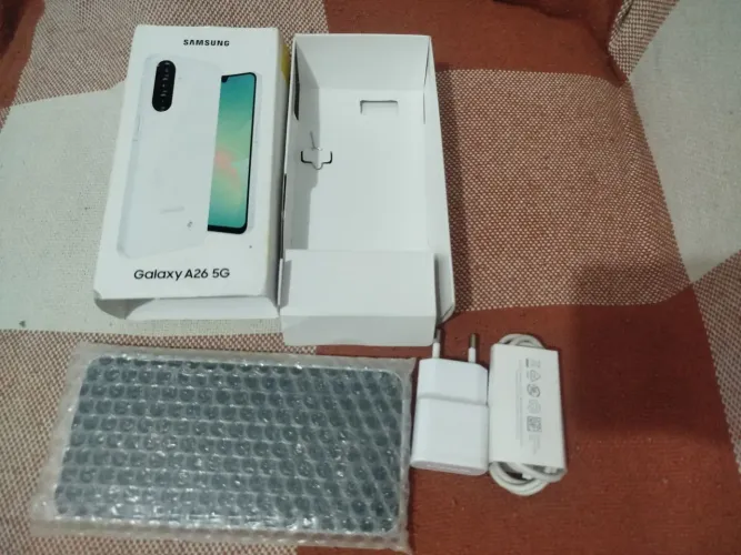 Samsung A26 5G novo na caixa.