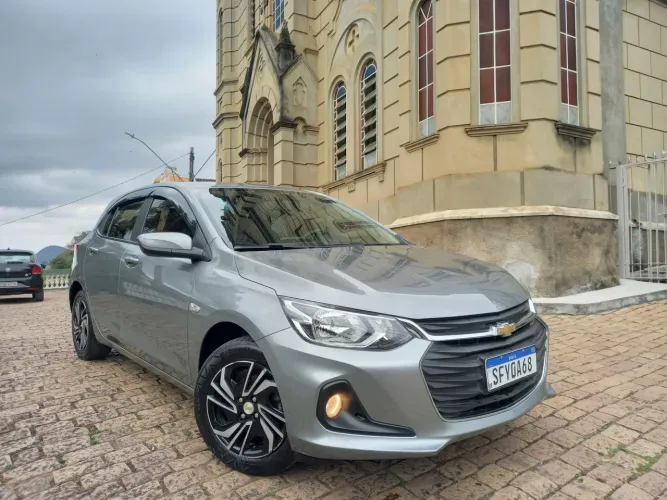 Chevrolet Onix Hatch LT 1.0 12V Flex Mec. 4P 2024