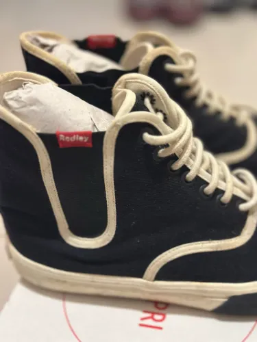 Tênis Redley