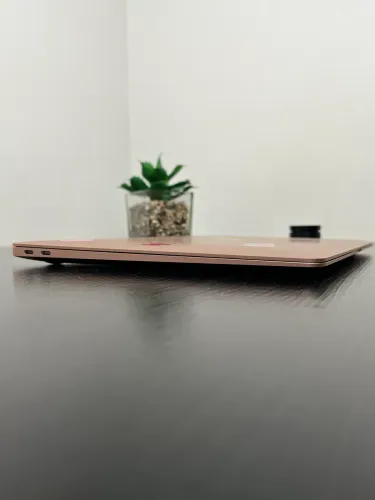 MacBook Air 2020