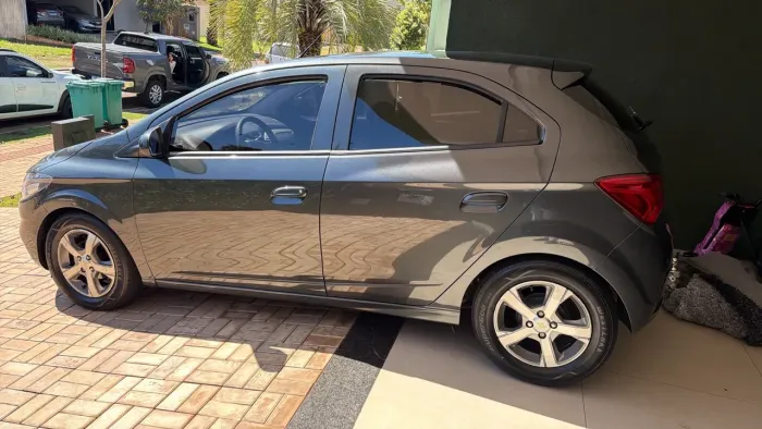 Chevrolet Onix Hatch LT 1.0 8V Flex Mec. 4P 2019