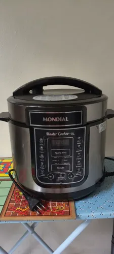 Panela de pressão elétrica