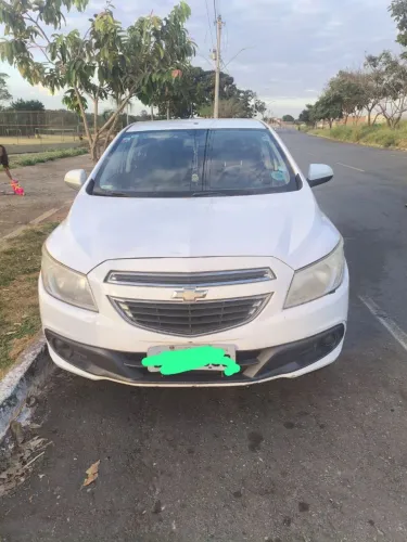 Chevrolet Prisma Sed. LT 1.0 8V Flexpower 4P 2015