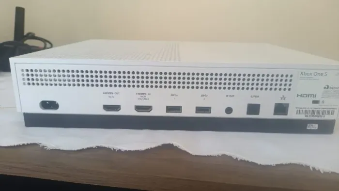 XBox One S Para Retirada de peças - Placa Principal Queimada