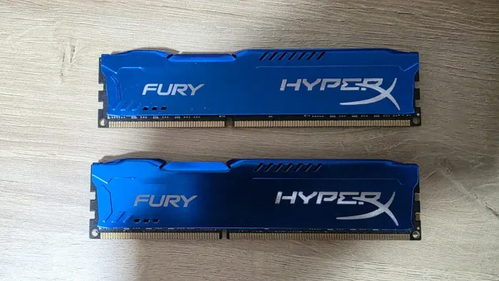 Kit Memória RAM 16GB (2x8GB) Kingston HyperX Fury DDR3 1600MHz Azul