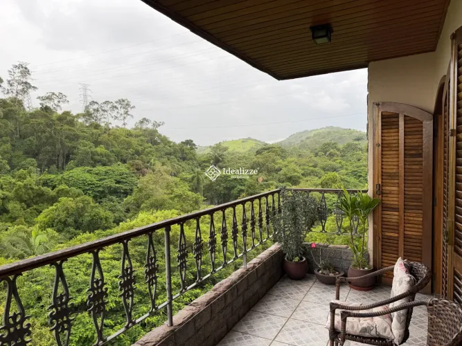 Apartamento à venda Alto Padrão na Vila Santa Cecília em Volta Redonda-RJ