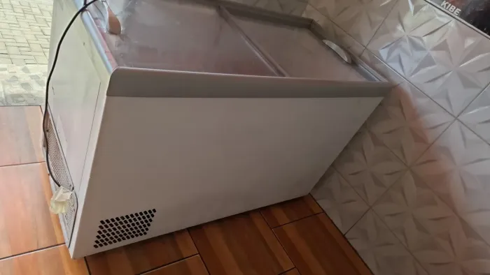 Vende se freezer econômico