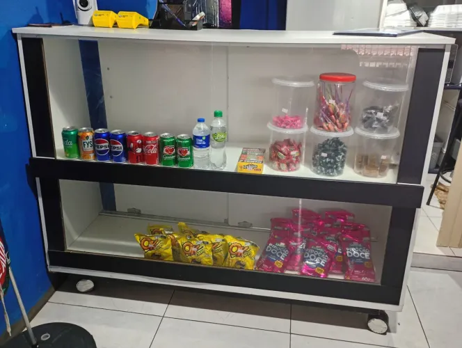 Balcão expositor vitrine 