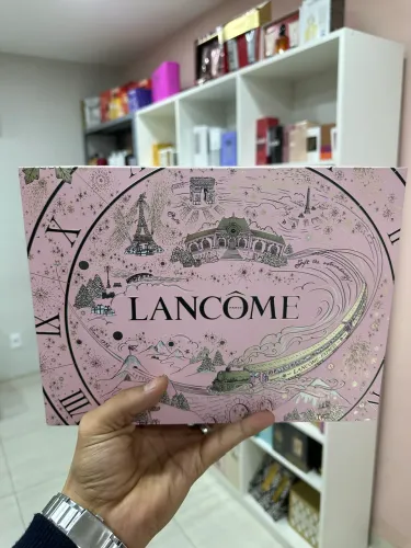 Kit La Vie Est Belle Lancôme perfume 100ml - Mini 4ml + Hidratante 50ml
