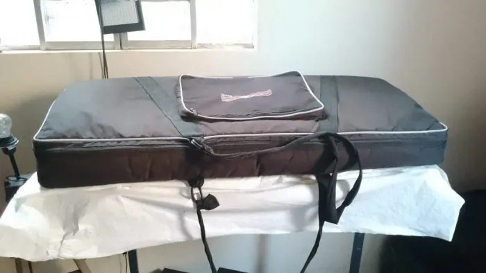 Kit Teclado Korg PA50 + Suporte + Bag + Máquina de Fumaça + Caixa de Som (Brinde!)