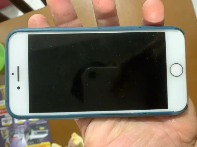 iPhone 8