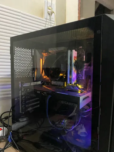 Placa De Vídeo RX6600 Eagle 8gb ram