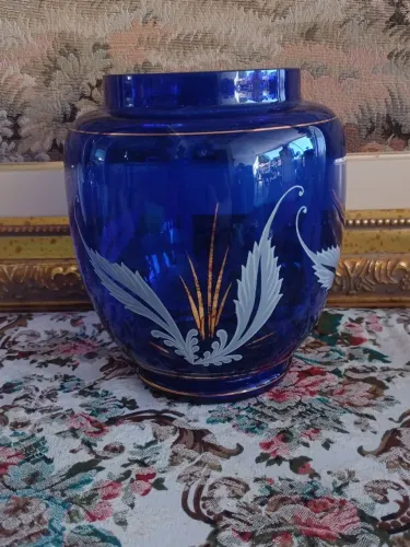 Vaso em vidro azul cobalto anos 60 - excepcional 