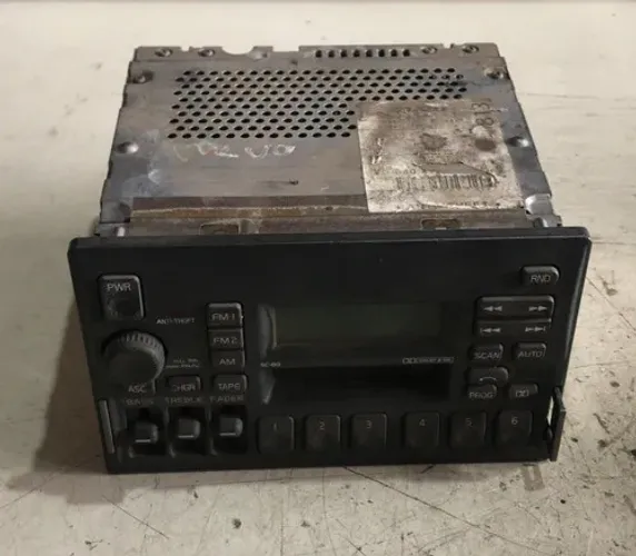 Rádio Toca Fita Volvo 850 1995 / 351l12004