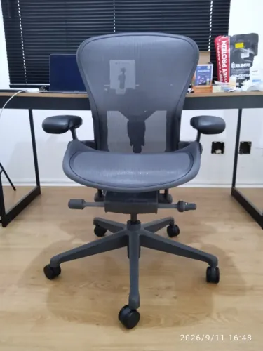 Cadeira Herman Miller