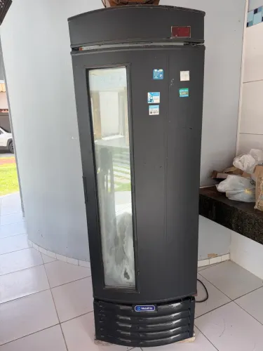 Freezer metal frios