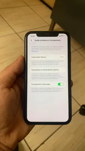 iPhone 11 64gb 85% bateria