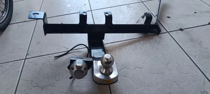 Vendo engate para reboque Strada, Palio e Palio weeqend.