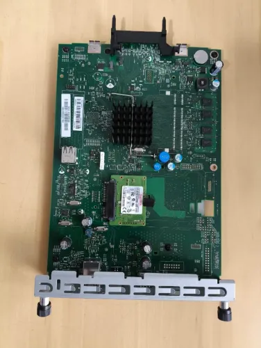 Placa Lógica Principal para impressoras HP LaserJet 500 Color M551