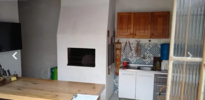 Casa com piscina, 3 quartos no Laranjal em Pelotas