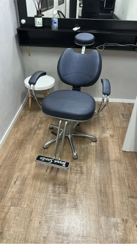 Cadeira de cabeleireiro / maquiagem