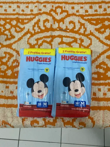 Fraldas Huggies tripla proteção TAM M