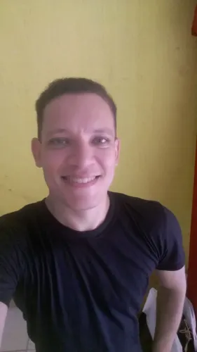 Transforme a primeira impressão que o seu perfil profissional causa.